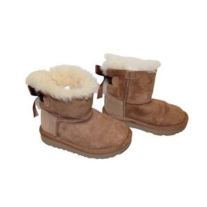 UGG Gita Bow Boots Kids Size 8 Chestnut Suede Sheepskin Toddler Winter